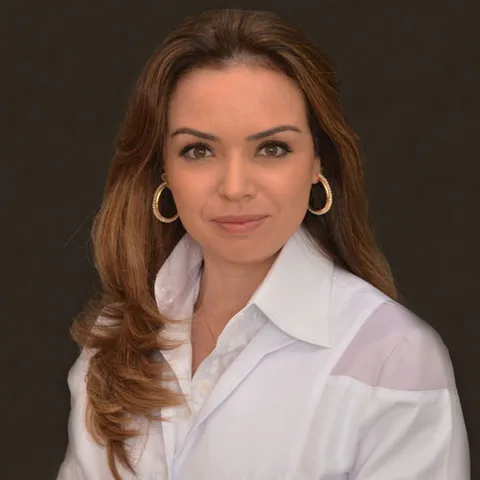 Dra. Mariana Soares e Silva Ferreira